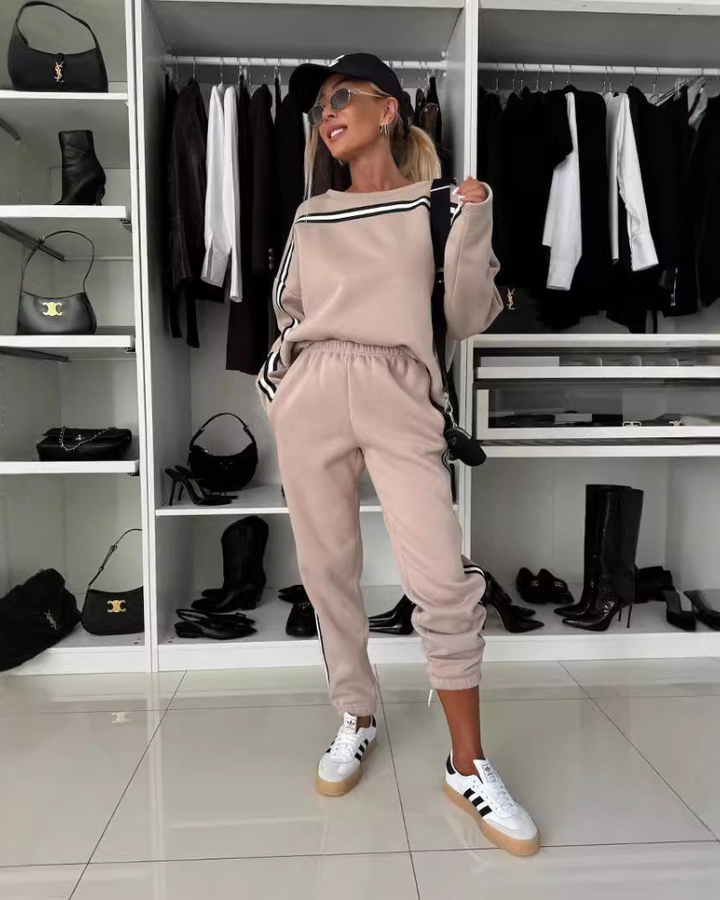 Dariana - Stylish 2 Piece Set