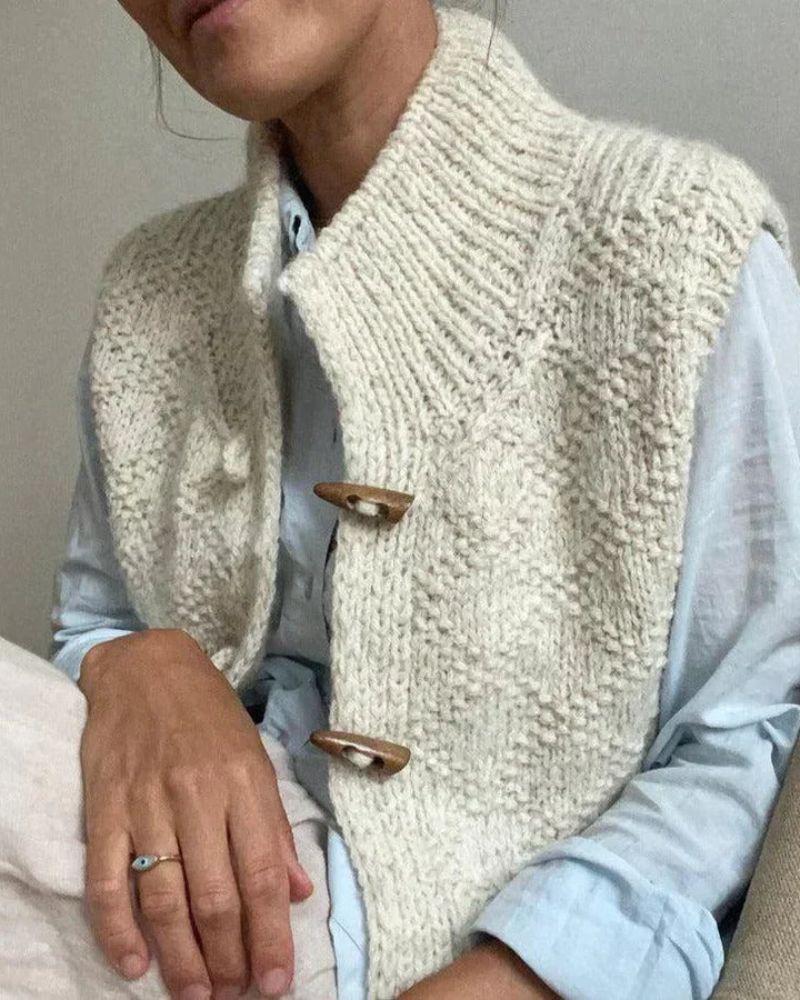 Ingrid - Elegant Cardigan Without Sleeves